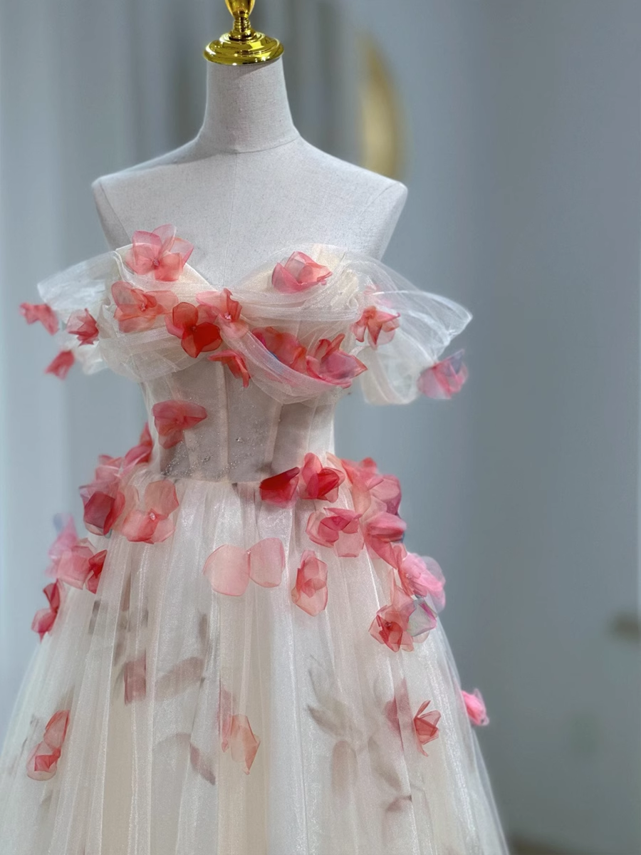 Beautiful A line Off The Shoulder Tulle Floral Wedding Dresses B018