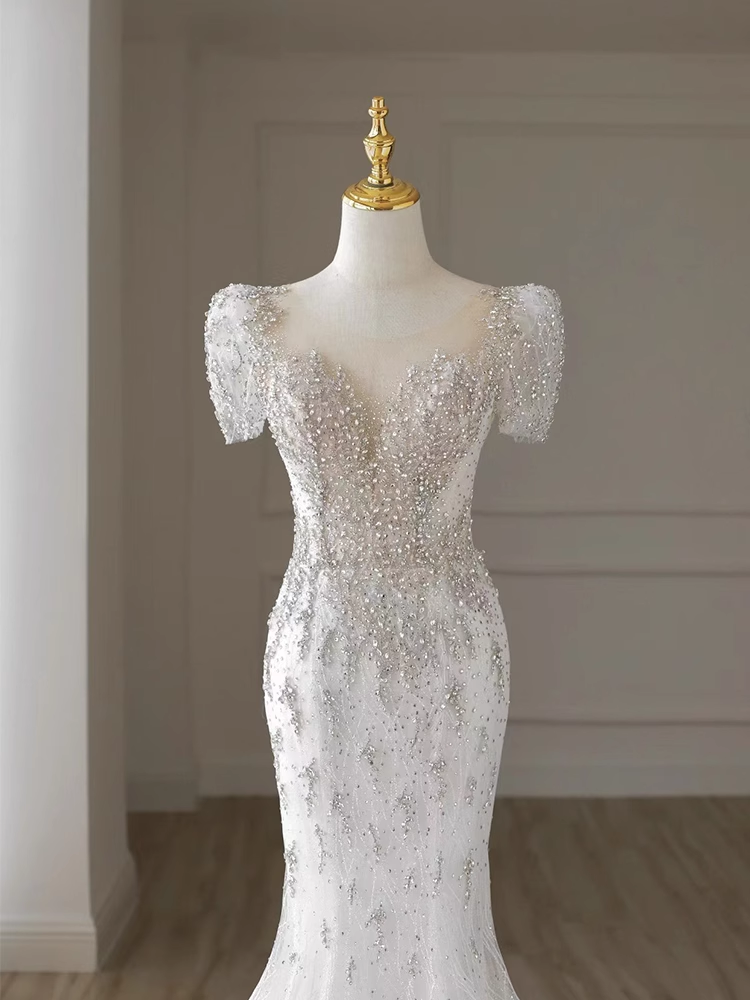 Robes de mariée longues blanches sirène de luxe à manches courtes B082