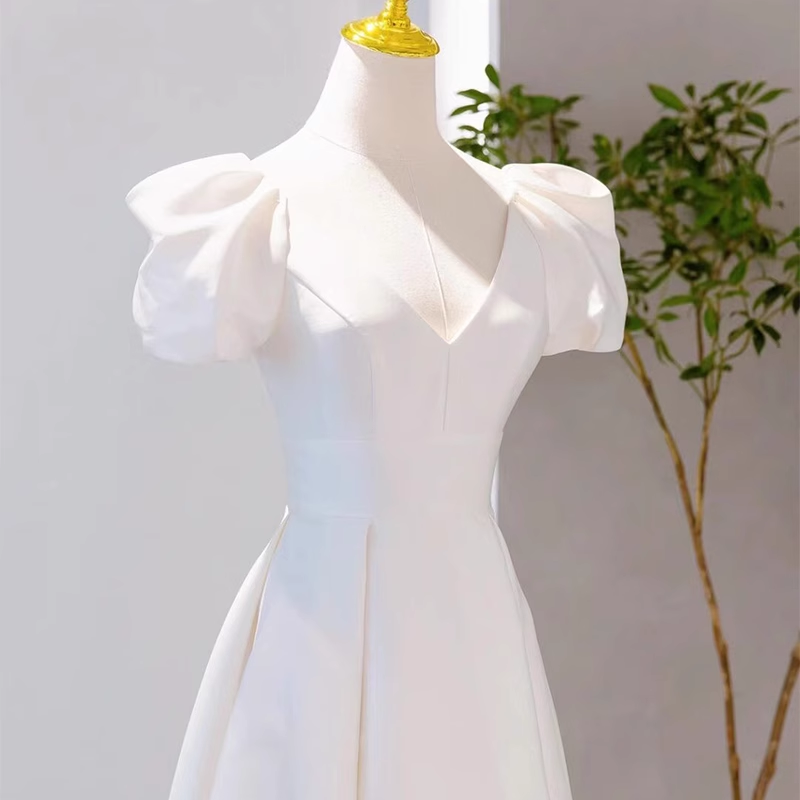 Vintage A line Short Sleeves White Long Wedding Dresses B085