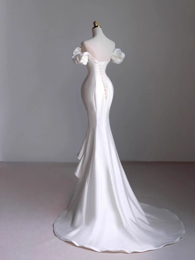 Vintage Mermaid Off the Shoulder Short Sleeves White Satin Wedding Dresses B087