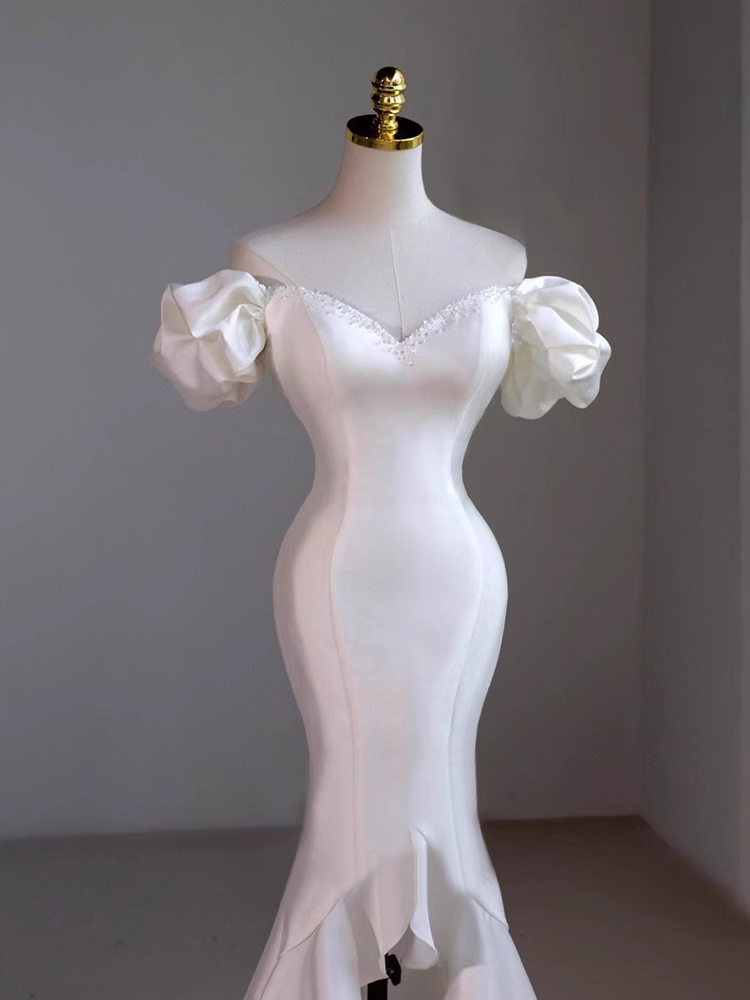 Vintage Mermaid Off the Shoulder Short Sleeves White Satin Wedding Dresses B087