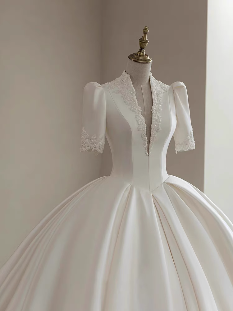 Vintage Ball Gown V neckline White Satin Long Wedding Dresses B091