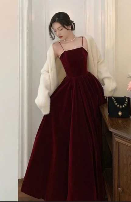 Simple A line Straps Pearls Burgundy Long Velvet Prom Dress B739