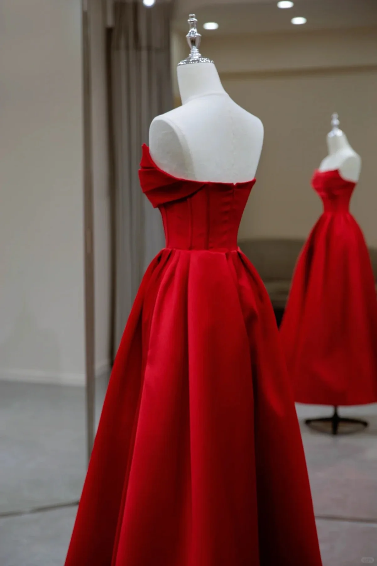 A line Strapless Red Satin Sleeveless Long Prom Dress C1218