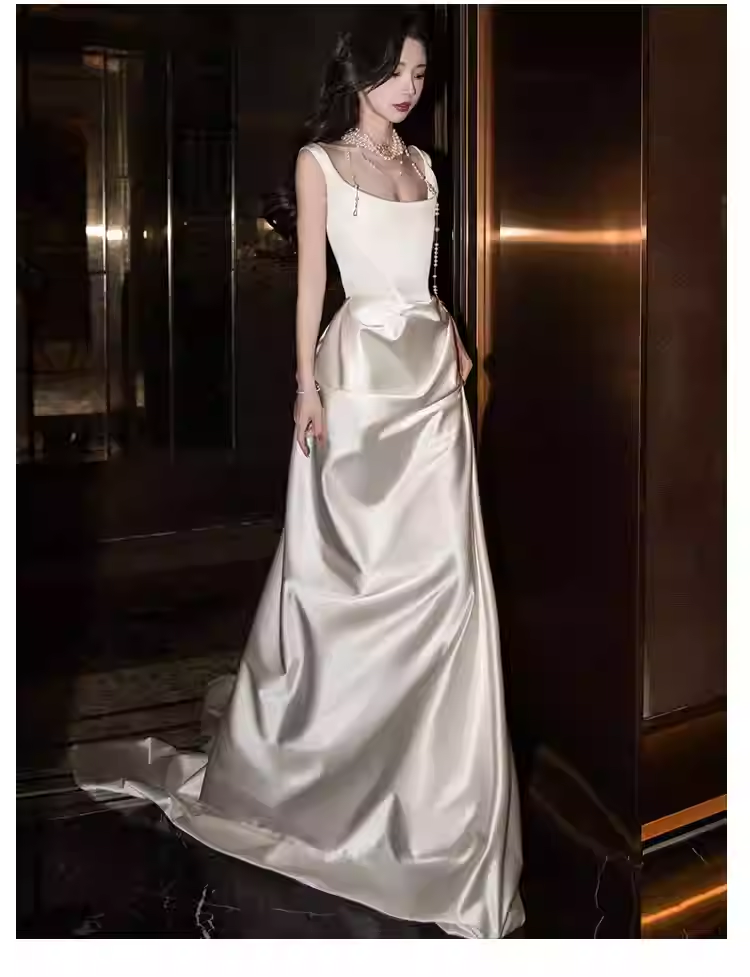 Vintage Sheath Sleeveless White Satin Wedding Dresses C122