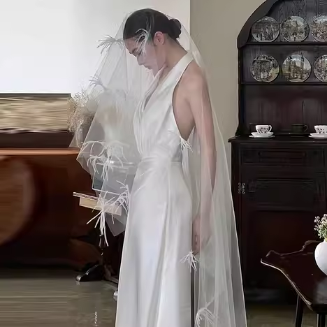 Vintage Mermaid Halter Backless White Satin Wedding Dresses C133