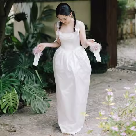 Vintage A Line Straps White Satin Wedding Dresses C134