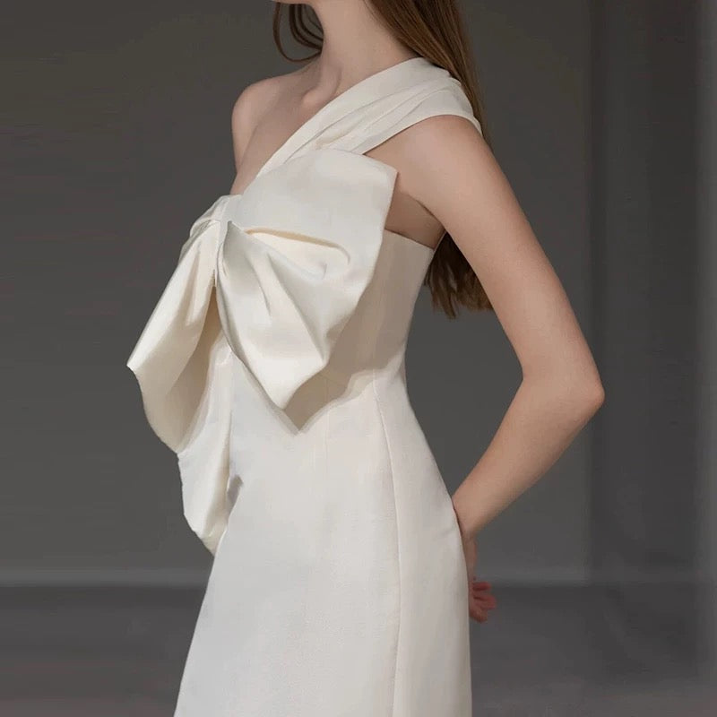 Sexy Sheath One Shoulder Satin Long White Wedding Dresses With Bow C1683