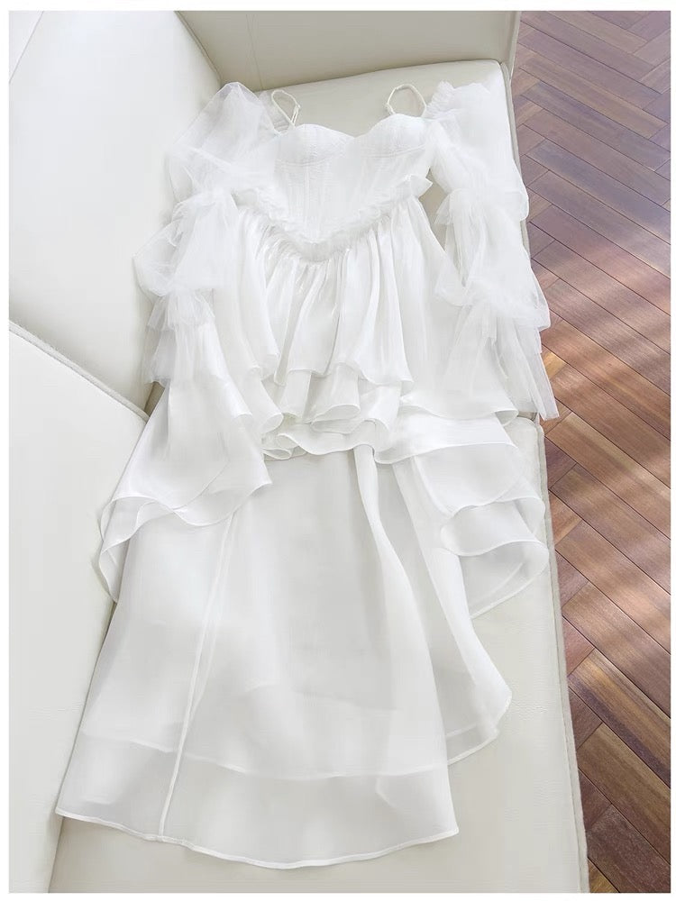 Robe de soirée blanche simple à bretelles spaghetti hautes et basses pour 18e anniversaire C1873