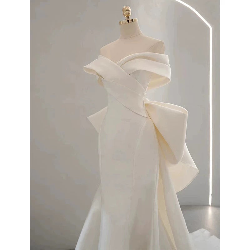 Sexy Mermaid Off The Shoulder Short Sleeves Long White Wedding Dresses With Bow C1911