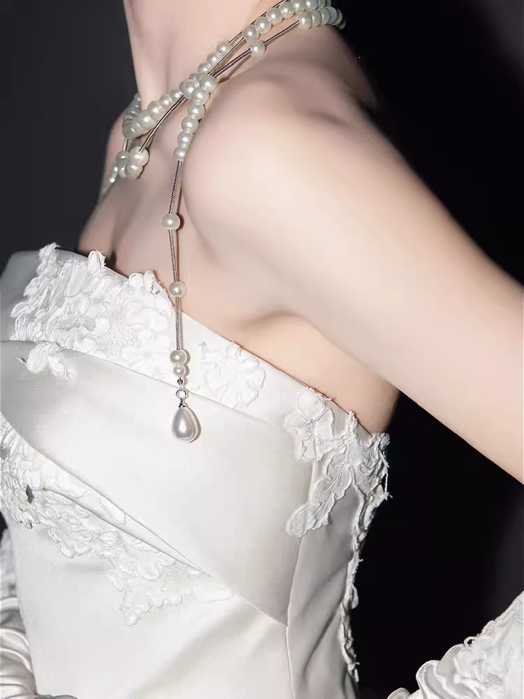 Robe de bal élégante, décolleté sans bretelles, robes de mariée en Satin sans manches, C209