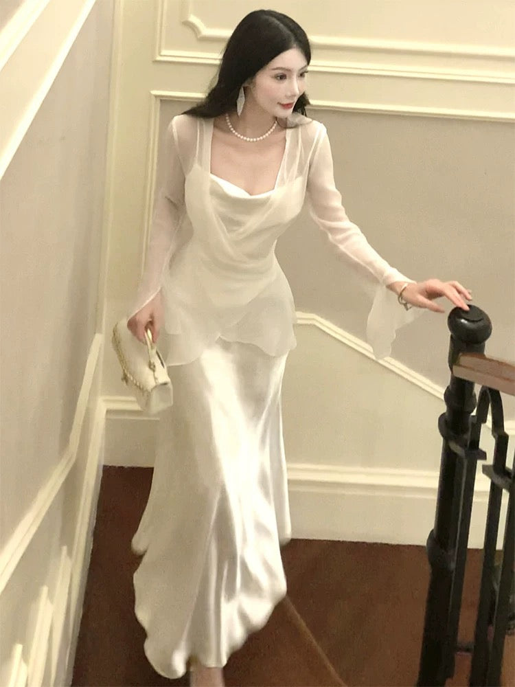 Jolie robe de soirée fourreau à bretelles spaghetti en mousseline de soie avec veste C2338