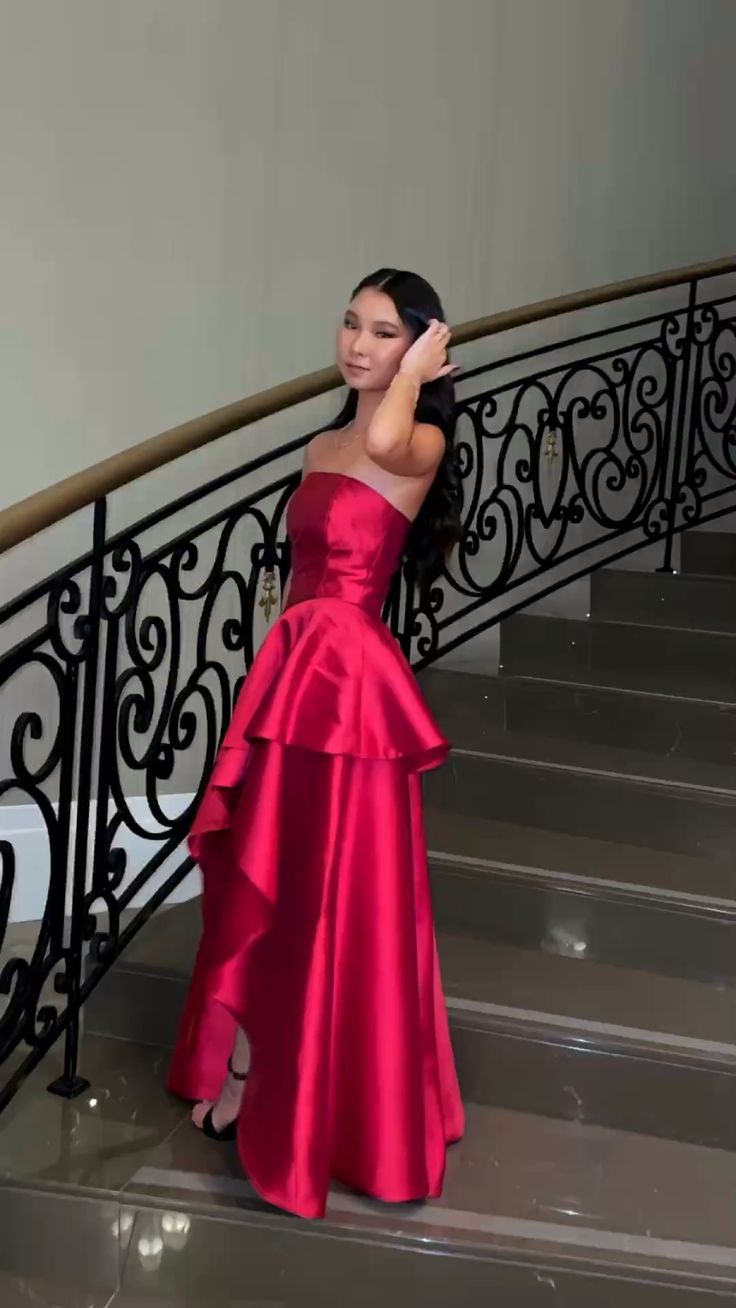 Robe de bal élégante en satin à volants et sans bretelles, longueur au sol, ligne A, robes de bal C2536