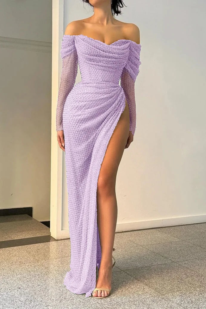 Robe de bal longue fendue bordeaux à épaules dénudées et paillettes C2625