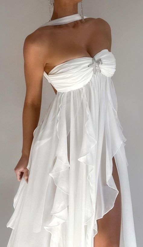 Elegant A Line Halter Long Chiffon Prom Dresses Evening Dress C3004