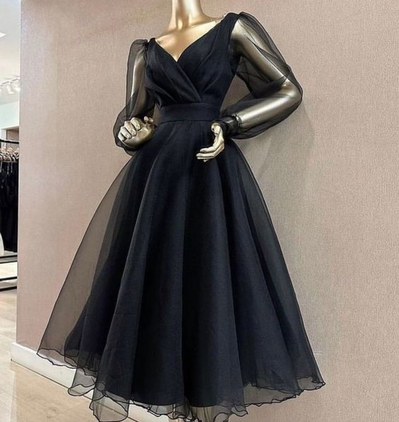 Modest A Line V Neckline Long Sleeves Black Tulle Prom Dresses Evening Dress C3071