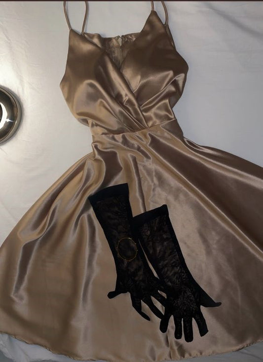 Robe de soirée courte à bretelles spaghetti pour 16e anniversaire, couleur champagne, C3126