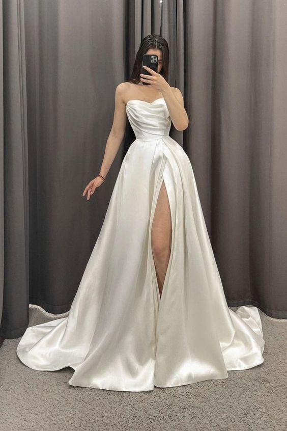 Elegant A-Line Sweetheart Satin Wedding Dress With High Split C322
