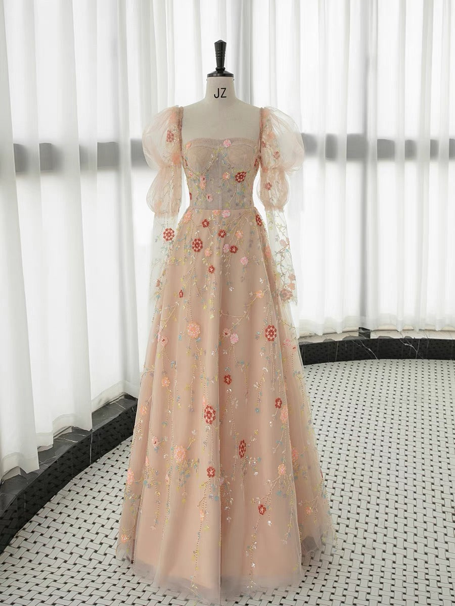 Robe de soirée longue élégante en dentelle florale à décolleté sans bretelles C3244