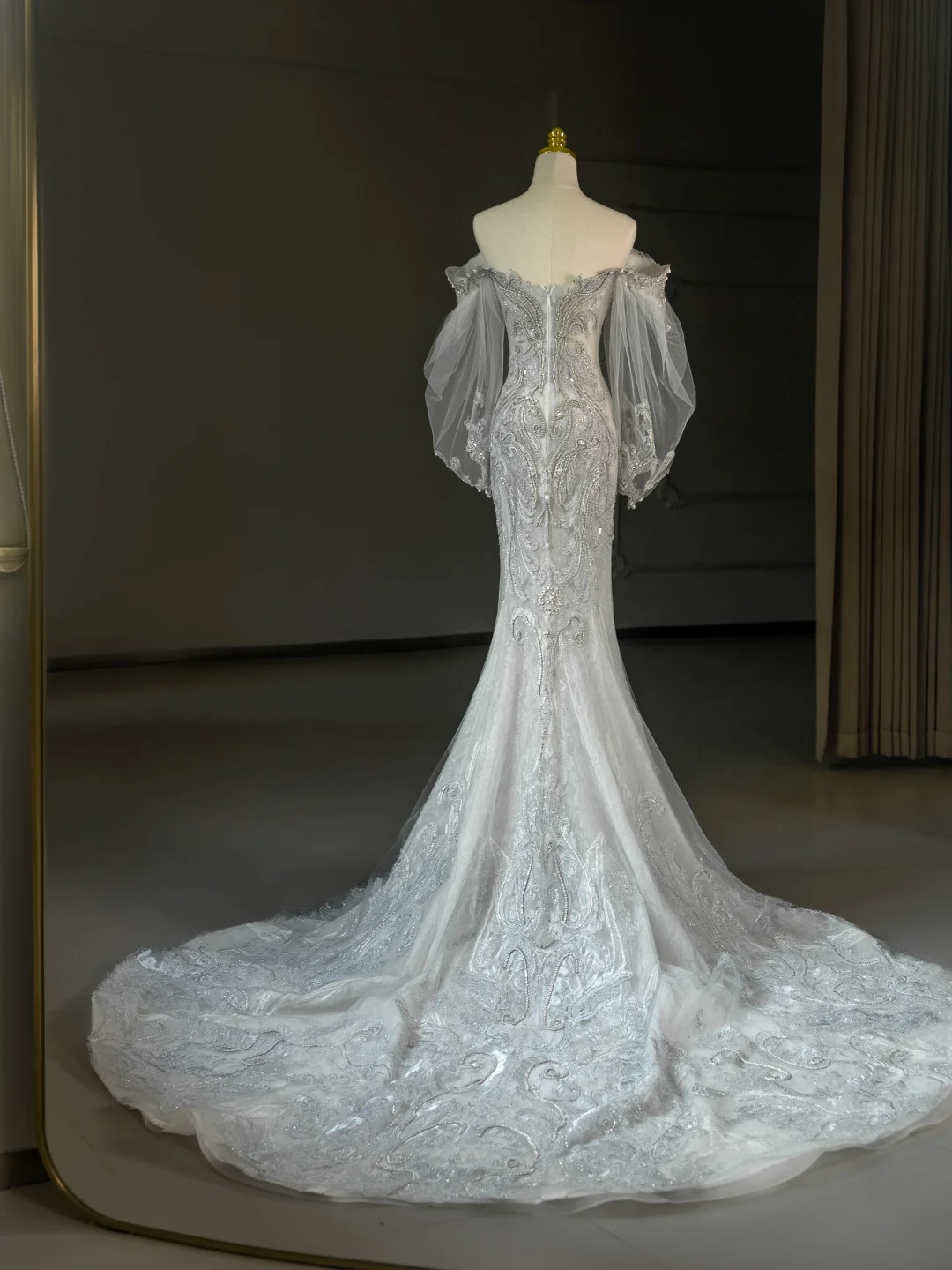 Robe de mariée sirène élégante, épaules dénudées, en Tulle et dentelle, longue, C327