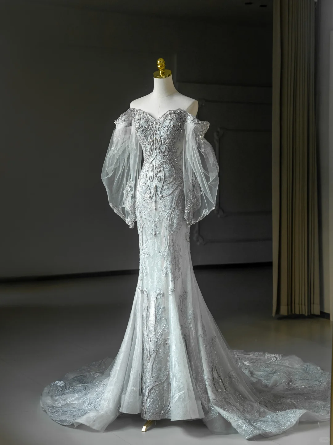 Robe de mariée sirène élégante, épaules dénudées, en Tulle et dentelle, longue, C327