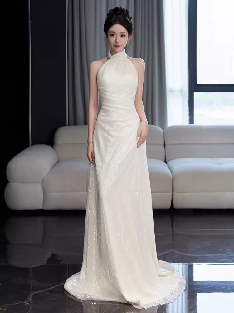 Robe de bal longue sirène blanche, décolleté haut, Vintage, C32