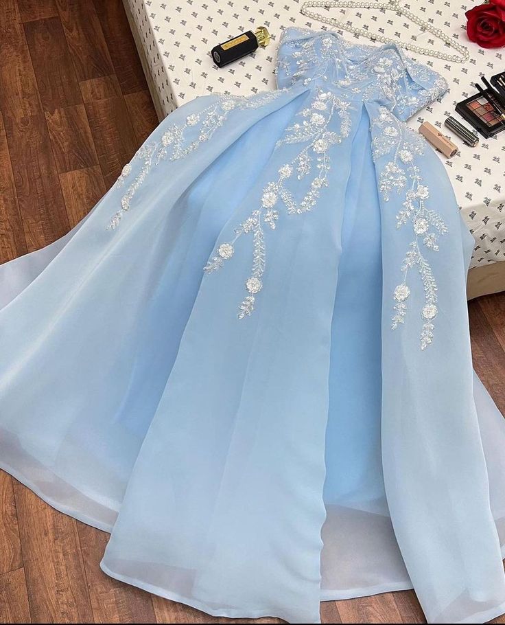 Sexy A line Strapless Light Sky Blue Organza Prom Dress With Appliques Long Prom Dresses Party Dress C3312