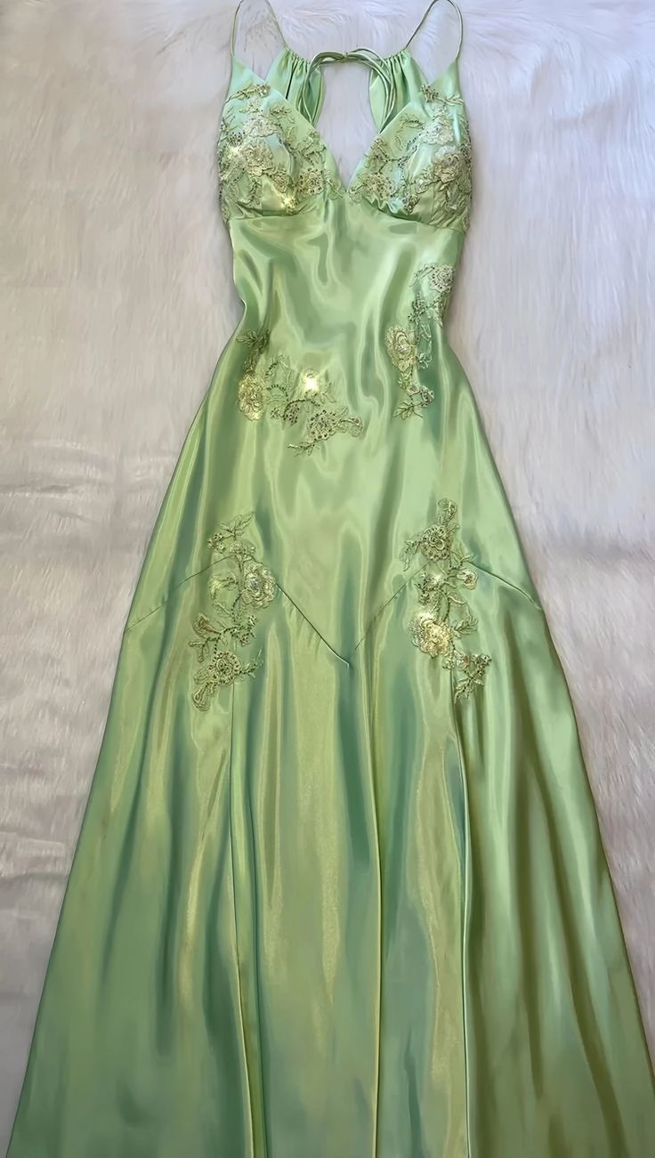 Pretty Mermaid V Neckline Green Satin Backless Evening Dress Prom Dresses With Beads C3416
