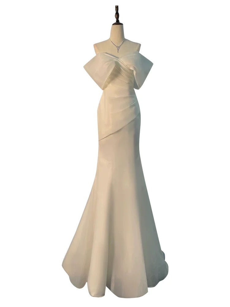 Chic Mermaid Off The Shoulder Short Sleeves Ivory Chiffon Wedding Dresses With Ruffles C3597