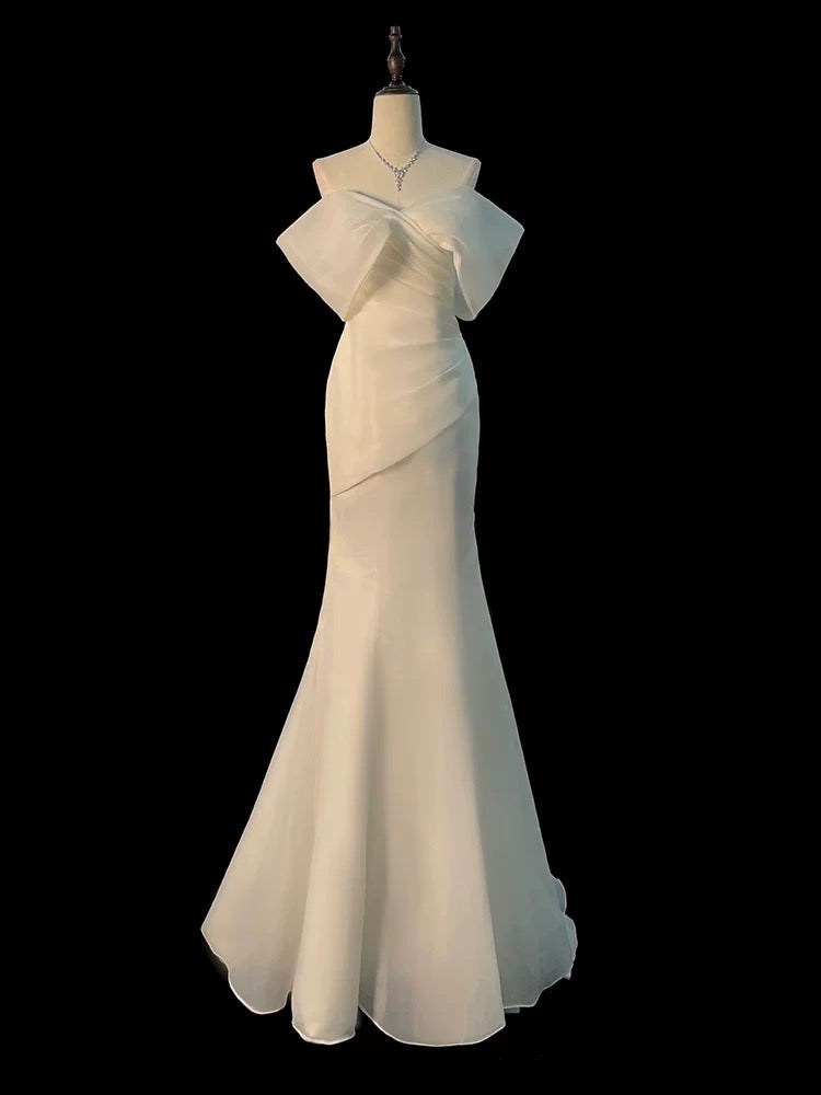 Chic Mermaid Off The Shoulder Short Sleeves Ivory Chiffon Wedding Dresses With Ruffles C3597