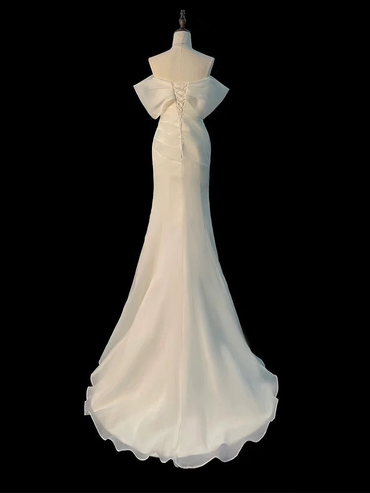 Chic Mermaid Off The Shoulder Short Sleeves Ivory Chiffon Wedding Dresses With Ruffles C3597