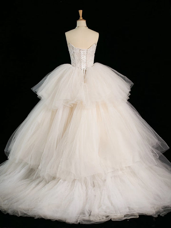 Chic Ball Gown Strapless Sleeveless White Tulle Wedding Dresses With Ruffles C3740
