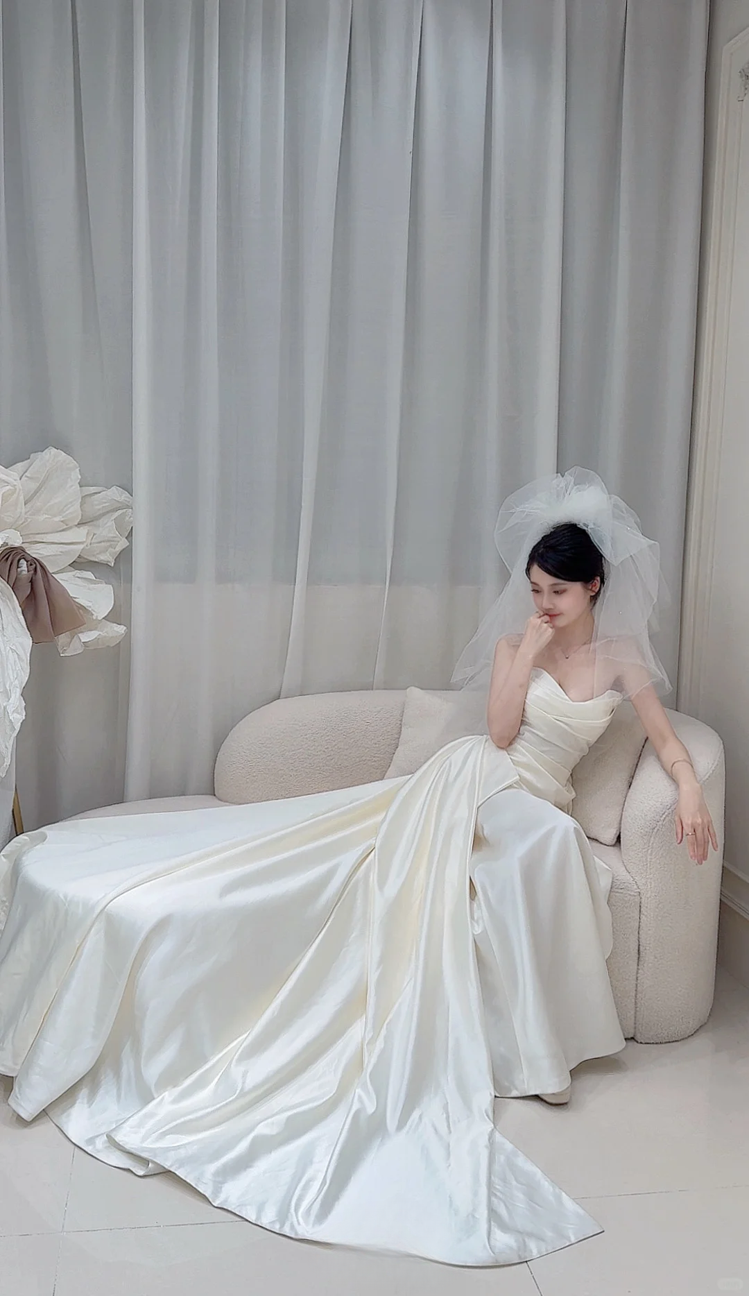 Chic A Line Strapless White Satin Pleated With Veil Long Wedding Dresses C3830