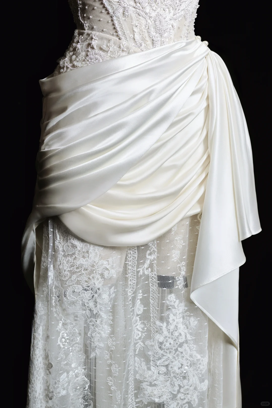 Robe de mariée longue plissée en satin et dentelle, style sirène, vintage, dos nu, C3846