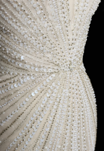 Robe de mariée sirène longue bustier en tulle et perles, effet rêveur, C3848