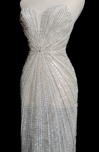 Robe de mariée sirène longue bustier en tulle et perles, effet rêveur, C3848