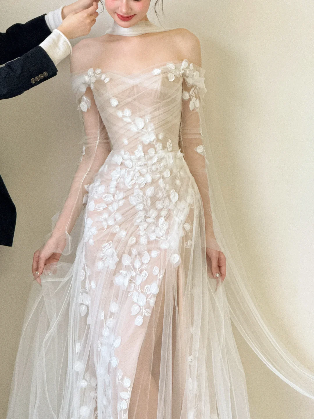 Unique A Line Off The Shoulder Tulle Applique Slit Long Sleeves Long Wedding Dresses C3853