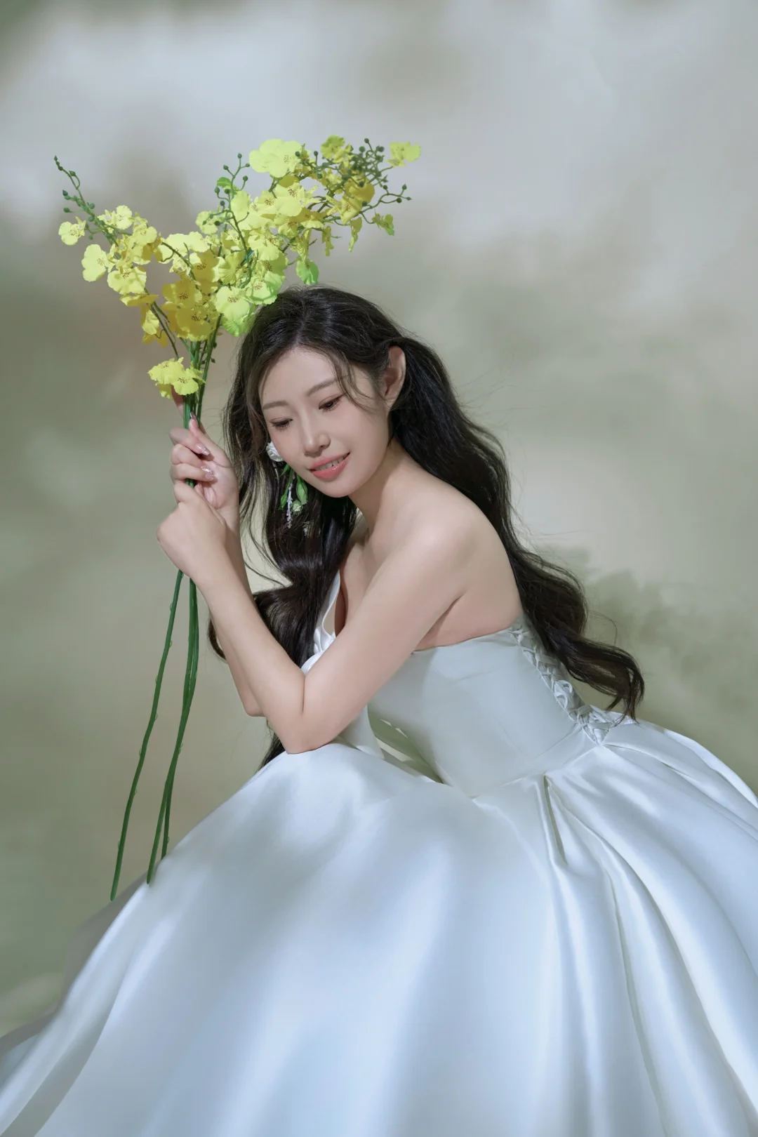 Robe de mariée longue en satin blanc, élégante, épaules dénudées, C3914