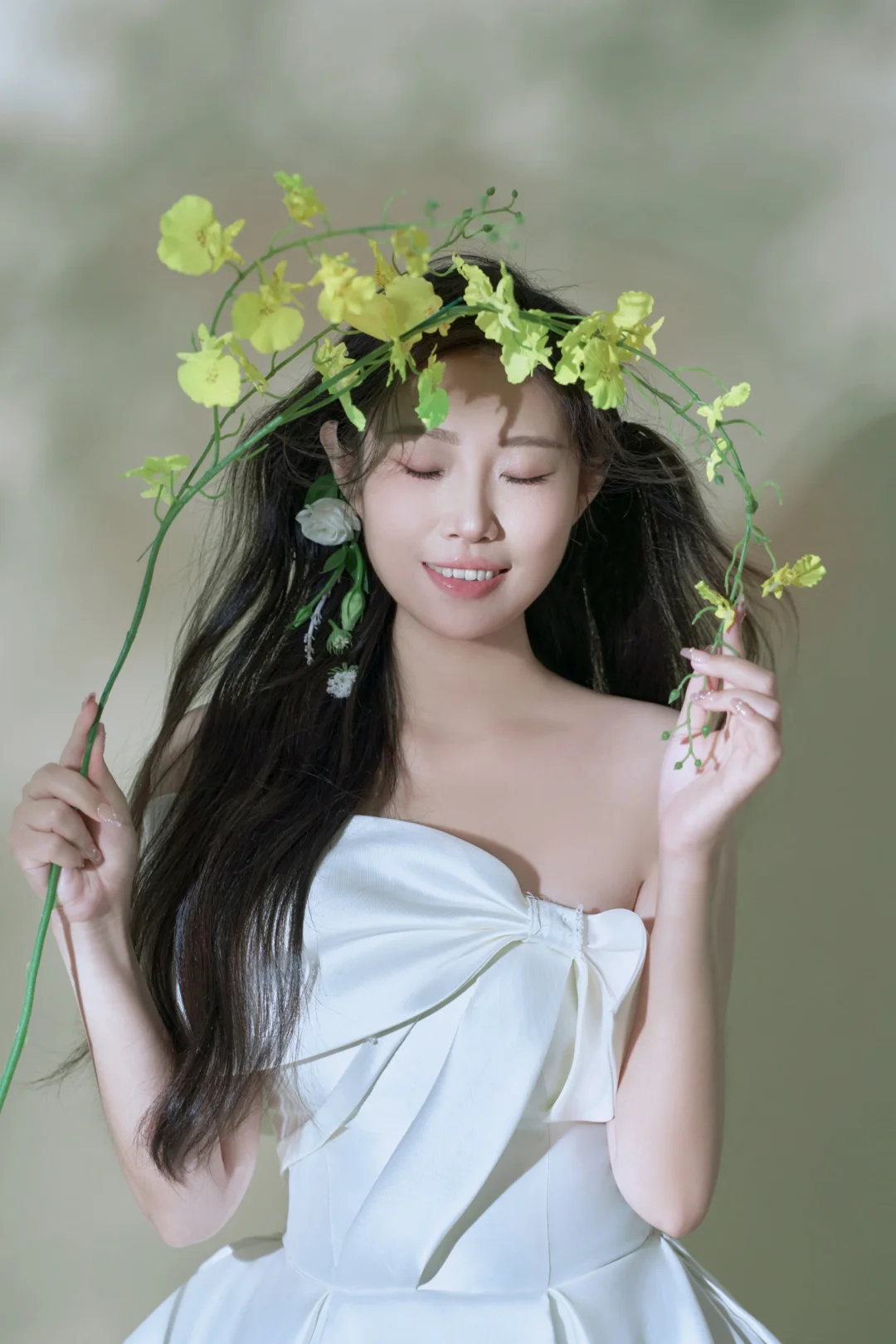 Elegant Ball Gown Off The Shoulder White Satin Long Wedding Dresses C3914