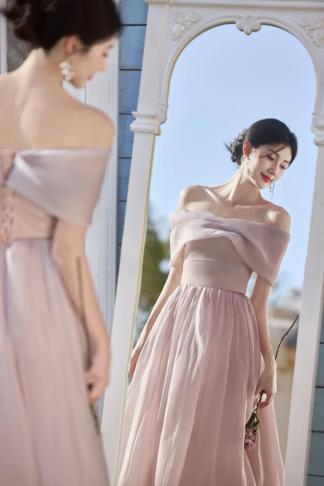 Robe de demoiselle d'honneur longue en mousseline rose, élégante, coupe A, épaules dénudées, C3939