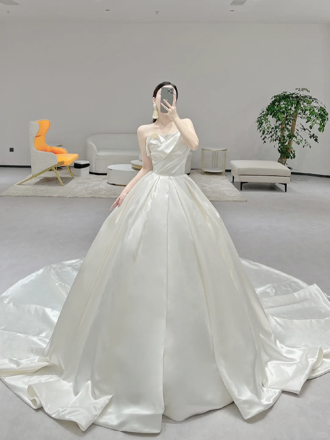 Robe de mariée longue plissée en satin, élégante, sans bretelles, robe de bal, C3977