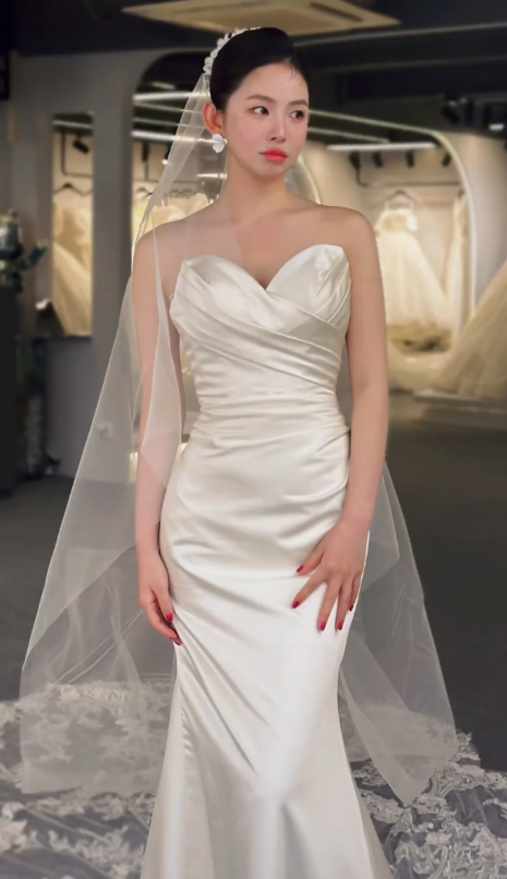 Simple Classy Mermaid Strapless Satin With Veil Long Wedding Dresses C3994
