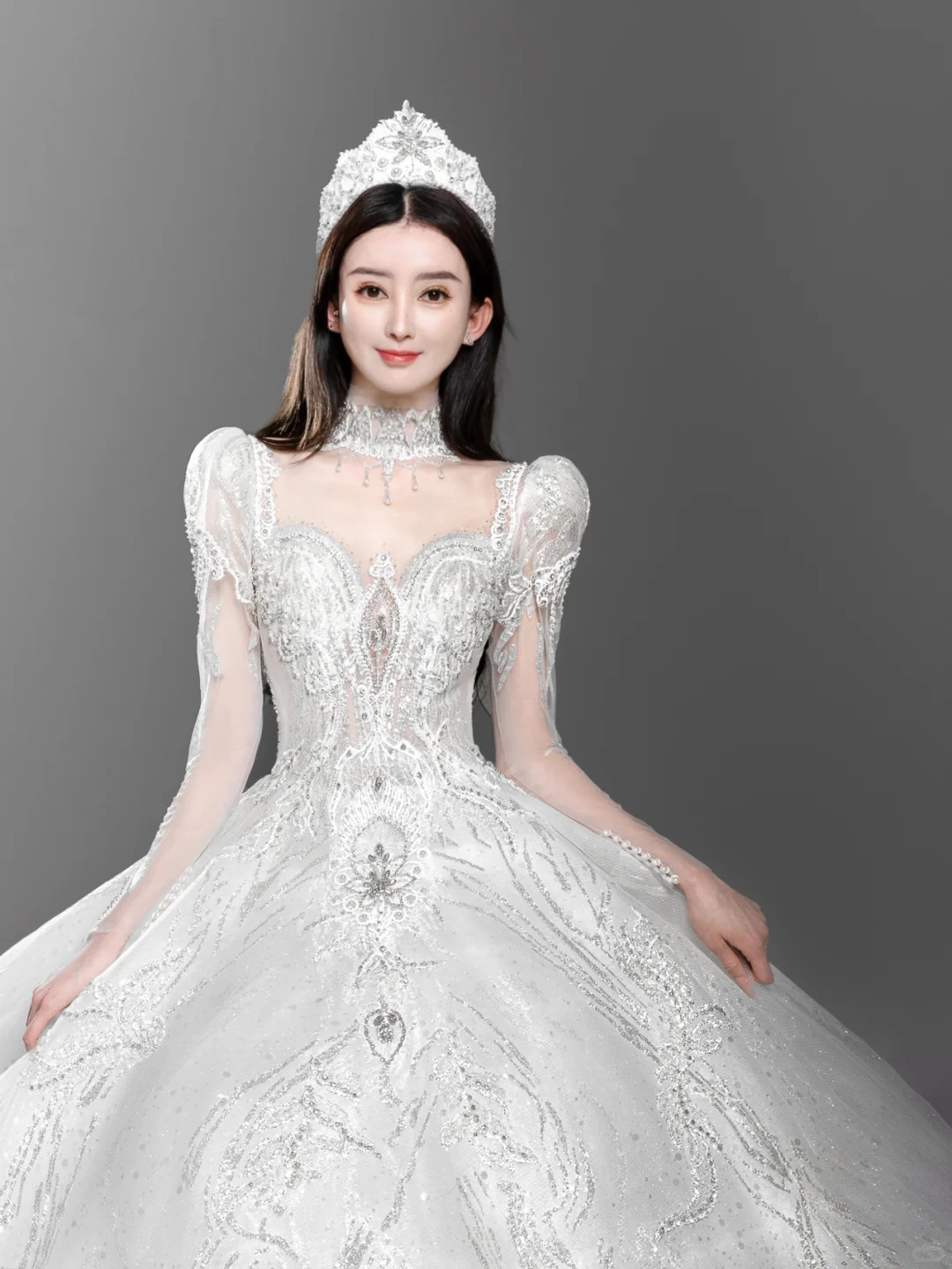 Superbe robe de bal en tulle et dentelle, manches longues, robe de mariée longue C4136