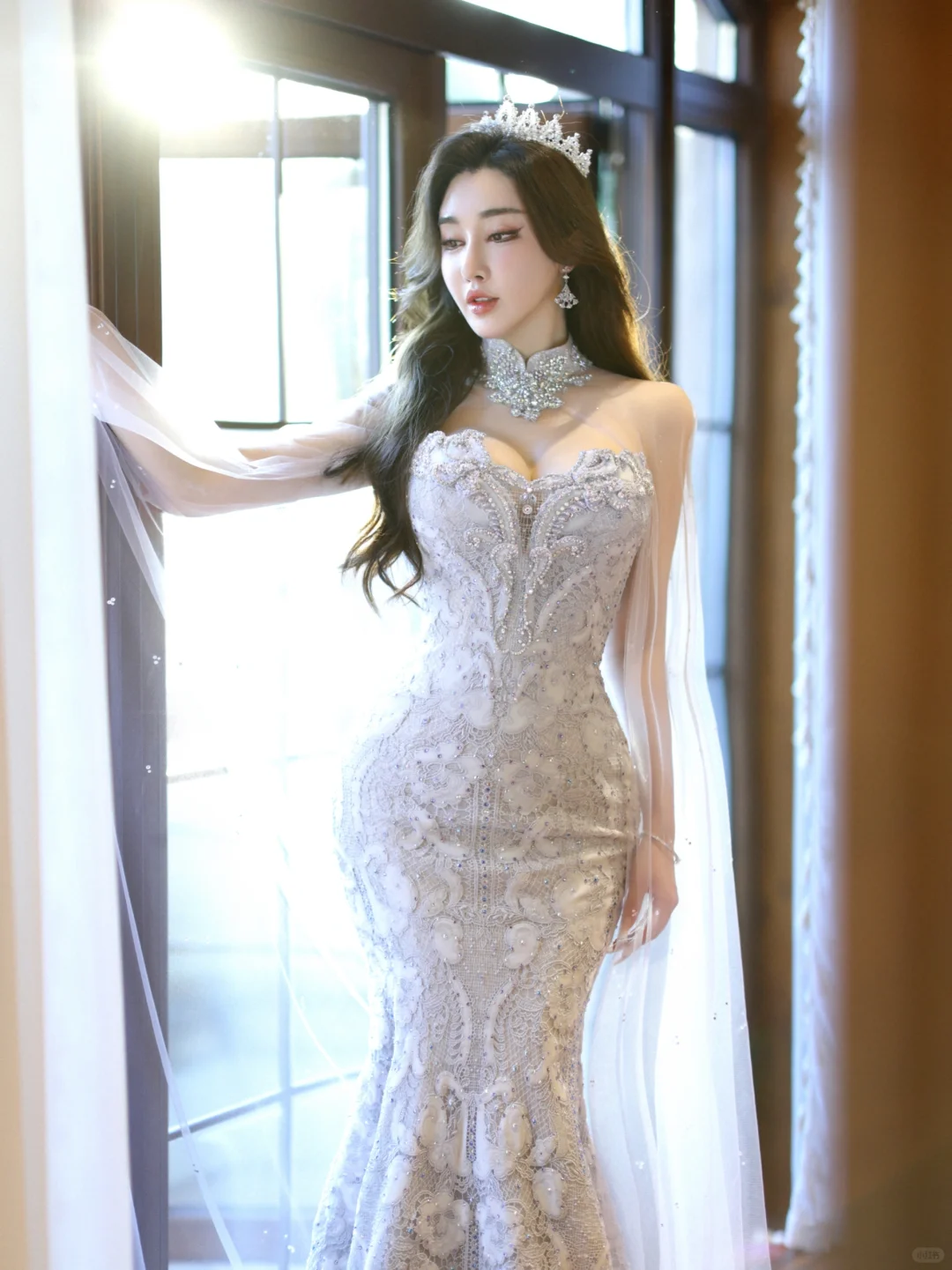 Robe de mariée sirène bustier en satin et tulle à sequins, longue et rêveuse, C4139