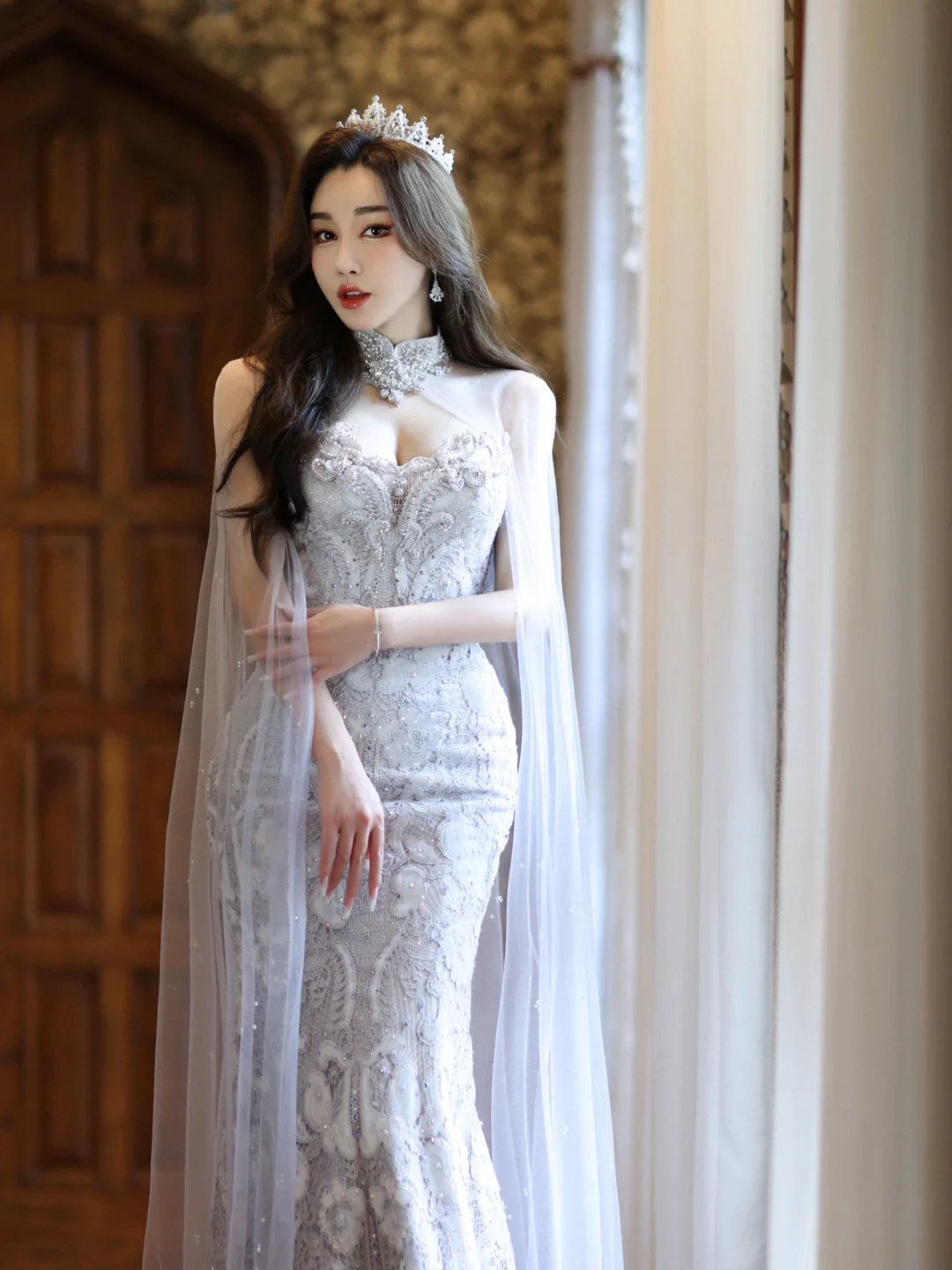 Robe de mariée sirène bustier en satin et tulle à sequins, longue et rêveuse, C4139