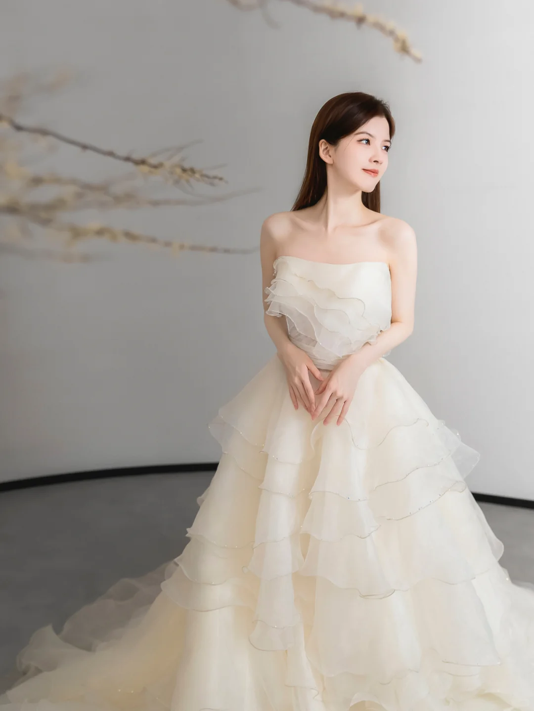 Jolie robe de mariée longue en mousseline de soie, sans bretelles, style robe de bal, C4144