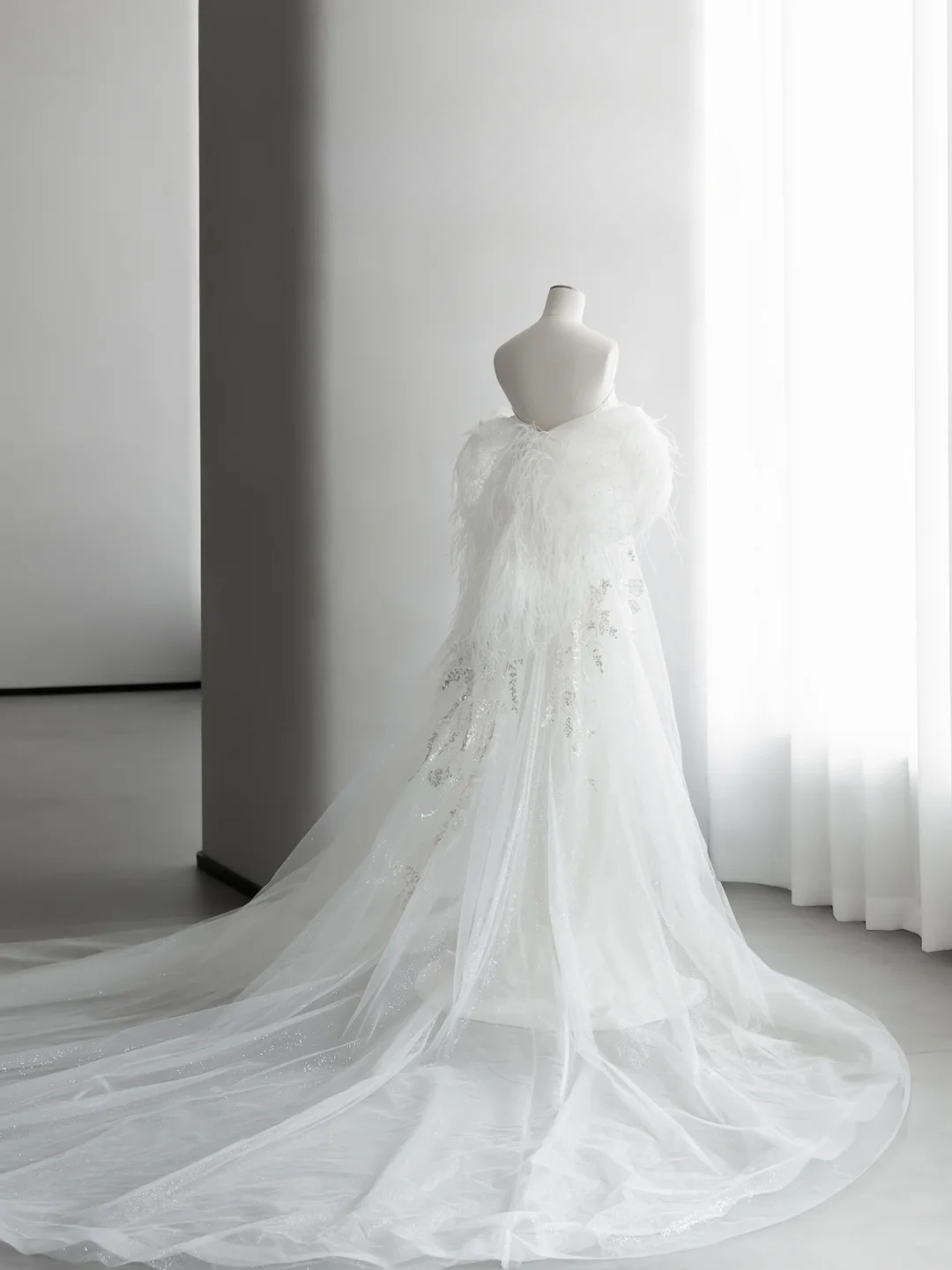 Robe de mariée sirène blanche de rêve, sans bretelles, en satin, tulle, paillettes et perles, longue, C4146
