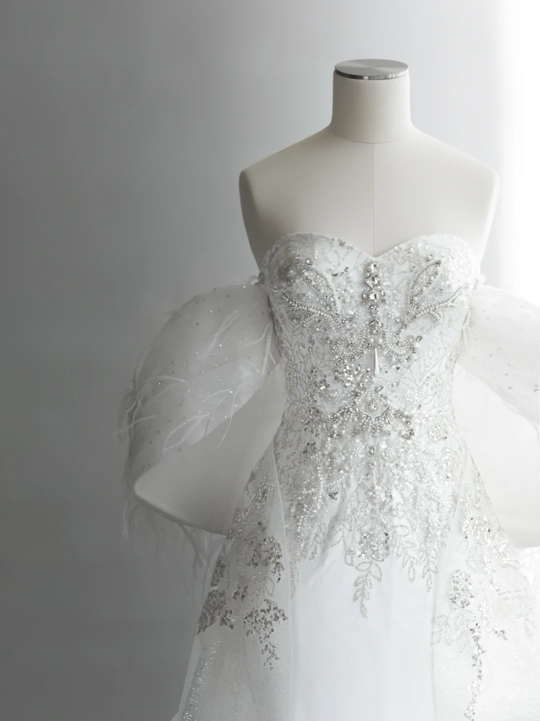 Robe de mariée sirène blanche de rêve, sans bretelles, en satin, tulle, paillettes et perles, longue, C4146