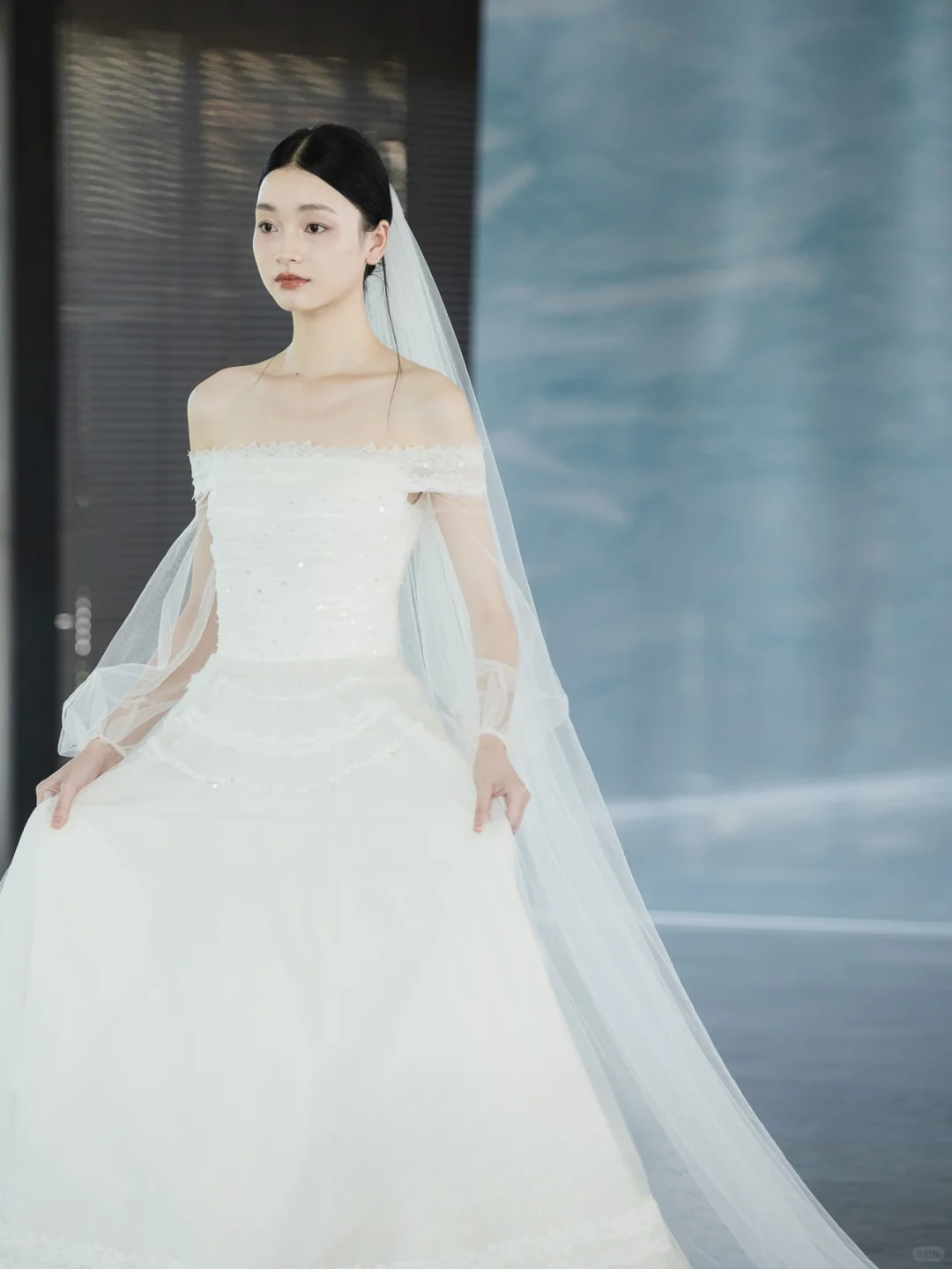 White Classy A Line Off The Shoulder Tulle Lace With Veil Long Wedding Dresses C4157
