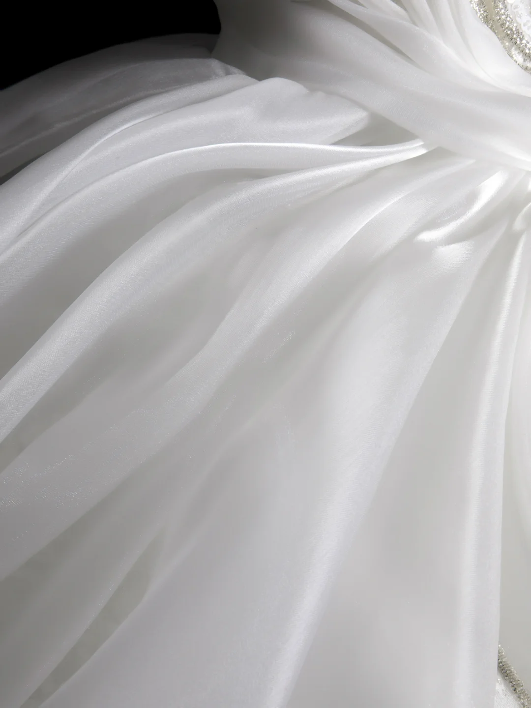 Robe de mariée longue en satin, bustier, dentelle et sequins, élégante, C4175
